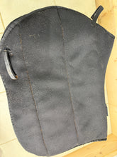Load image into Gallery viewer, S/H Mesh Breathable Jump Saddle Pad - Black - Full