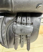 Load image into Gallery viewer, 17 1/2” MW Paul Jones GP Saddle - Black