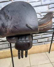 Load image into Gallery viewer, 19” Logi Polo Suede Polo Saddle -Brown - Argentina - Foam Panels