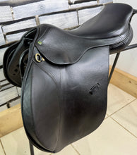 Load image into Gallery viewer, 17-17 1/2” MW Henri De Rivel Jump Saddle - Black