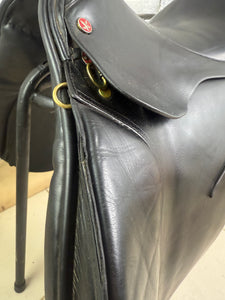 17 1/2” Wide-XW Jeffries Falcon English Event GP Saddle - Black