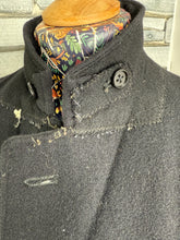 Load image into Gallery viewer, Gents Harry Hall Heavy Hunt Coat - Black - Size 42