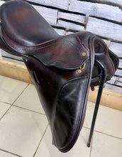Load image into Gallery viewer, 16 1/2” Wide Barnsby English Pony GP/Jump Saddle - Brown