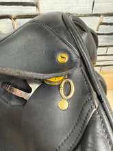 Load image into Gallery viewer, 17 1/2” Wide Black Country Ricochet High Wither Jump Saddle - Black