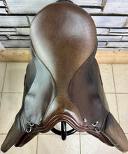 Load image into Gallery viewer, 17 1/2” Wide Eclipse Saddlery English GP Saddle - Brown