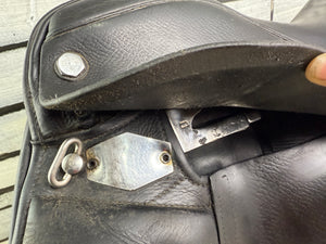 17 1/2” Medium Albion Platinum Ultima Genesis Dressage Saddle - Black