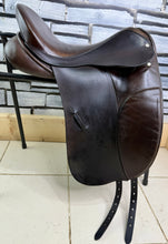 Load image into Gallery viewer, 17” Narrow Black Country Dressage Saddle - Brown