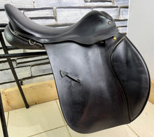 Load image into Gallery viewer, 17 1/2” MW Jeffries Falcon English Event VSD Saddle - Black
