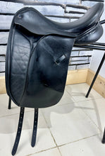 Load image into Gallery viewer, 17” Wide Silhouette Dressage Saddle - Black