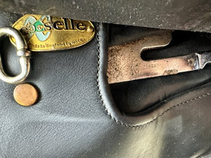 17” MW Excelle Dressage Saddle - Black