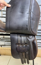 Load image into Gallery viewer, 17 1/2” Wide Ideal VSD/WH English Saddle - Brown - Working Hunter Cob - Part Suede