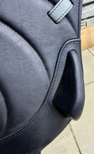 Load image into Gallery viewer, 16 1/2” MW Antares Connexion Monoflap Pony Jump Saddle - Black - Medium Wide