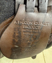 Load image into Gallery viewer, 17” MW Jeffries Falcon One GP/Jump/Event Saddle - Brown - Square Cantle