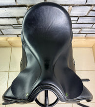 Load image into Gallery viewer, 18” MW Ideal Suzannah LH Dressage Saddle - Black