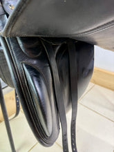 Load image into Gallery viewer, 17” Wide Farrington Kentucky Dressage Saddle - Black