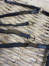 Load image into Gallery viewer, S/H Elastic Hunting Breastplate &amp; Martingale -Brown/Brass- Pony