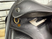 Load image into Gallery viewer, 17” XW Nick Dolman Holistic Dressage Saddle - Black