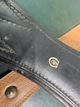 Load image into Gallery viewer, 28” QS Soft Padded Leather Dressage Girth-Black