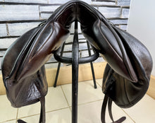 Load image into Gallery viewer, 17 1/2” MW Ideal Impala Monoflap Jump/XC Saddle - Brown