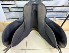 Load image into Gallery viewer, 15” XW Thorowgood Pony Club GP Saddle - Black
