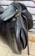 Load image into Gallery viewer, 17 1/2” MW Ideal 1350 GP Saddle - Black - Big Blocks - English Leather