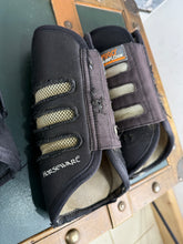 Load image into Gallery viewer, Amigo Airflow Event Boots -Full Set-Medium &amp; Large-Black - Horseware