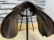 Load image into Gallery viewer, 17” XW Jeffries Stamford WH Saddle - Brown