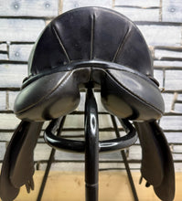 Load image into Gallery viewer, 16” Wide M&amp;J Saddlery English GP Pony Saddle - Black
