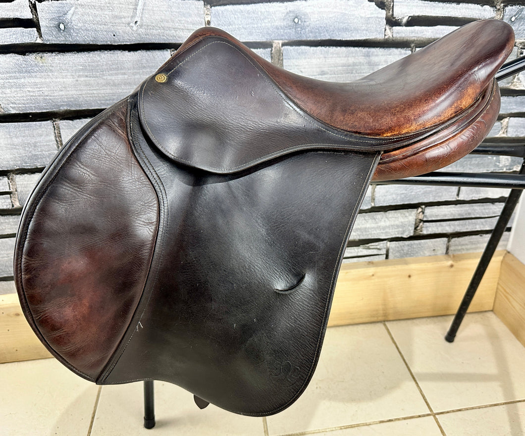 17 1/2” MW Bruno Del Grange Close Contact Jump Saddle - Brown