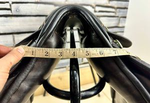 17 1/2” Narrow Berney Bros GP/Jump Saddle - Brown