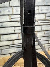 Load image into Gallery viewer, S/H Schockemohle Crystal Piping Dressage Bridle -Black- Cob