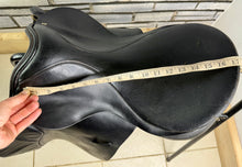 Load image into Gallery viewer, 17 1/2” Wide Greyfriers Saddle Company English GP Saddle - Brown