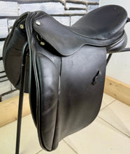 Load image into Gallery viewer, 18” MW Ryder WH/VSD Saddle - Brown