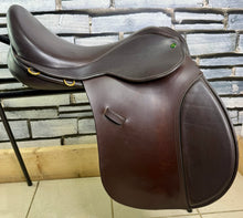 Load image into Gallery viewer, 17 1/2” XW Ideal VSD H&amp;C Cob GP Saddle -Brown- Point &amp; Balance Straps