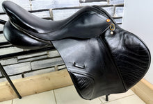 Load image into Gallery viewer, 17” MW Albion K2 Jump Saddle - Black