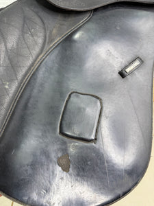 17” Wide/Changeable Gullet Wintec 2000 GP Saddle - Black