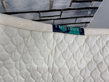 Load image into Gallery viewer, Nuumed Half Wool Lined Dressage Saddlecloth - Ivory/Cream - L