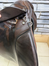 Load image into Gallery viewer, 16 1/2” Wide Sandringham Cob GP Saddle - Brown - English Leather