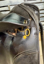 Load image into Gallery viewer, 17” Wide Farrington Kentucky Dressage Saddle - Black