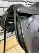 Load image into Gallery viewer, 15” Medium Heritage Saddlery English GP Pony Saddle - Black