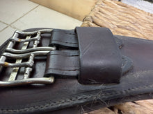 Load image into Gallery viewer, S/H Brown Soft Leather Short Event/Dressage Girth-24”