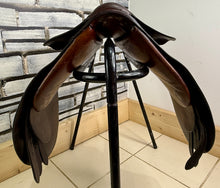 Load image into Gallery viewer, 14 1/2” Medium Fylde Saddlery Lead Rein Show Saddle - Brown