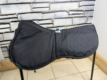 Load image into Gallery viewer, S/H Nuumed Wool Shim Half Pad - Saddle Adjuster -Black- Large
