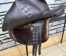 Load image into Gallery viewer, 17” MN Paul Jones Full Tree Racing Saddle - Brown