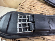 Load image into Gallery viewer, S/H 28” Saddles Direct Super Soft Padded Leather Dressage Girth