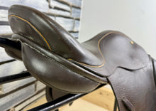 Load image into Gallery viewer, 17” Wide Barnsby Pony Club GP Saddle - Brown