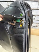 Load image into Gallery viewer, 17 1/2” MW-Wide Ideal Jessica Dressage Saddle - Black - Flocked