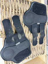 Load image into Gallery viewer, S/H N.E.W Lightweight Brushing Boots - Small