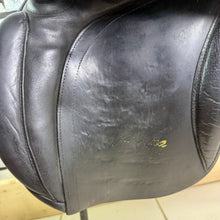 Load image into Gallery viewer, 17 1/2” XW Oakfield Santana WH Saddle - Black