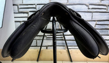 Load image into Gallery viewer, 16” Wide/Changeable Gullet Thorowgood Maxam Pony GP Saddle - Black